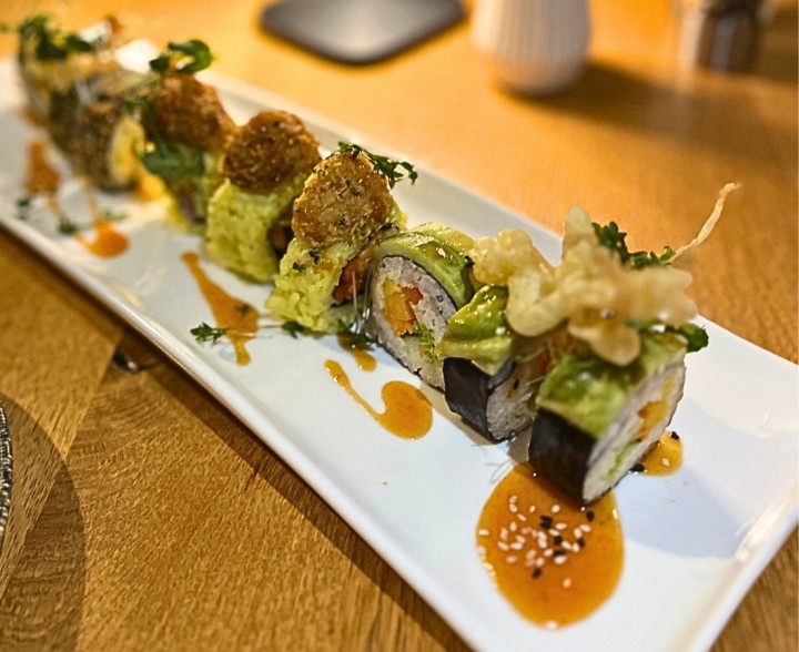 köstliche hausgemachtes Sushi und Makis 