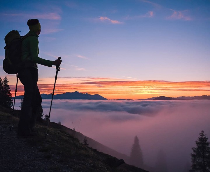 Sonnenaufgang am Berg erleben